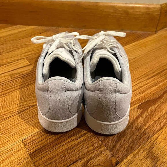 Adidas Shoes - Picture 4 of 7